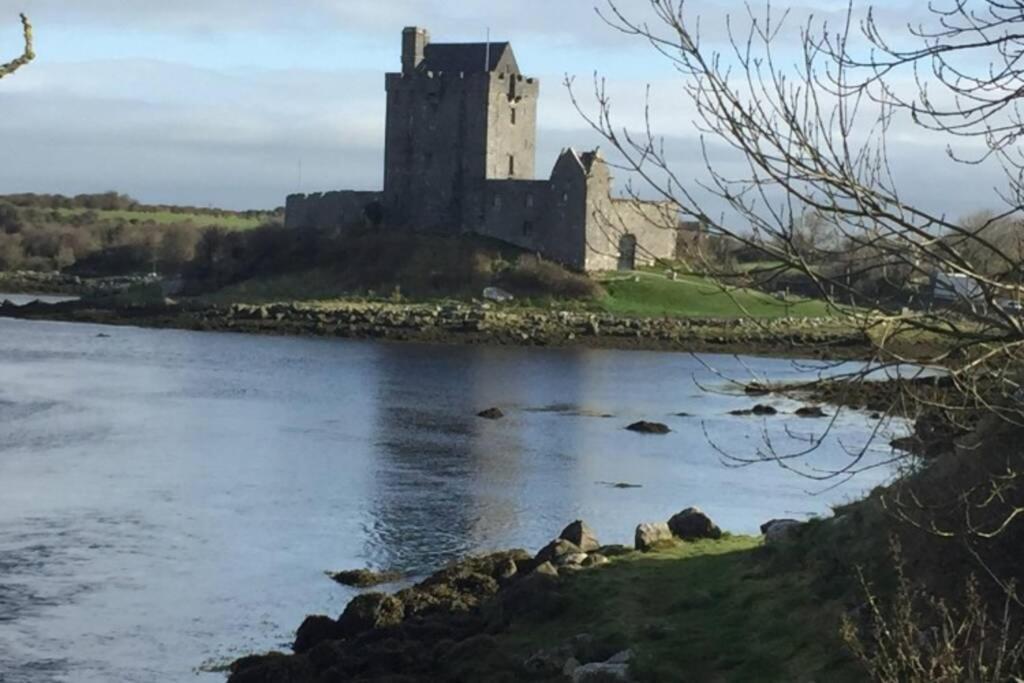 Tigh Noor - Escape To Kinvara By The Sea! 戈尔韦 外观 照片